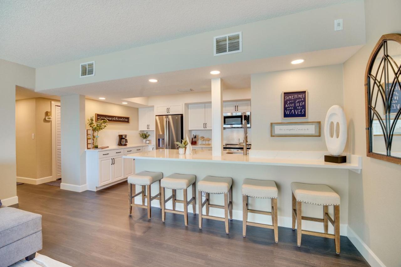 Oceanfront Satellite Beach Condo With Balcony, Views Exterior photo